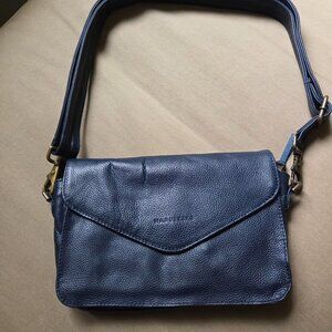 WANDERERS TRAVEL CO The Vienna Leather Crossbody Bag